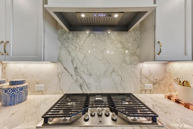 16520 Moineau DR, Austin, TX 78738