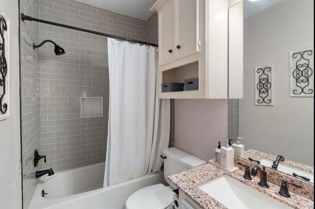 18234 Knotty Green Drive, Houston, TX 77084