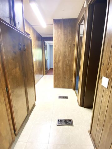 14662 Brooks, Conroe, TX 77302