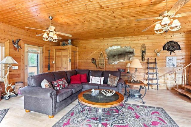 N8273 Oak Hollow Trail, New Lisbon, WI 53950