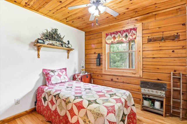 N8273 Oak Hollow Trail, New Lisbon, WI 53950