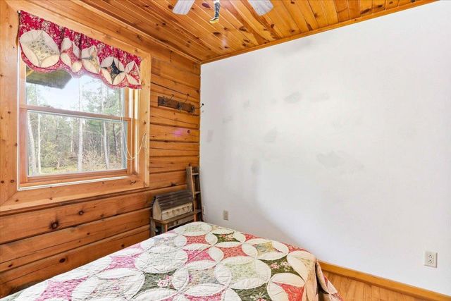 N8273 Oak Hollow Trail, New Lisbon, WI 53950