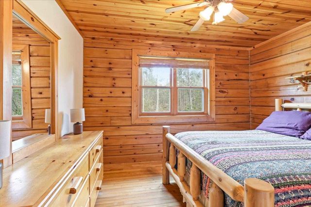 N8273 Oak Hollow Trail, New Lisbon, WI 53950