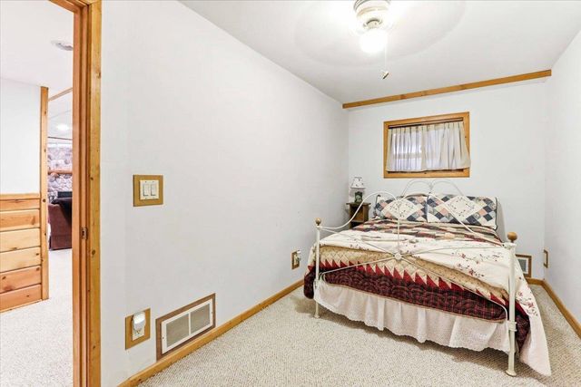 N8273 Oak Hollow Trail, New Lisbon, WI 53950