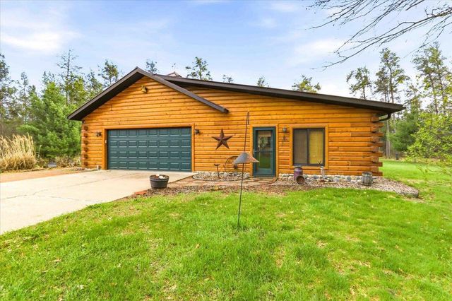 N8273 Oak Hollow Trail, New Lisbon, WI 53950