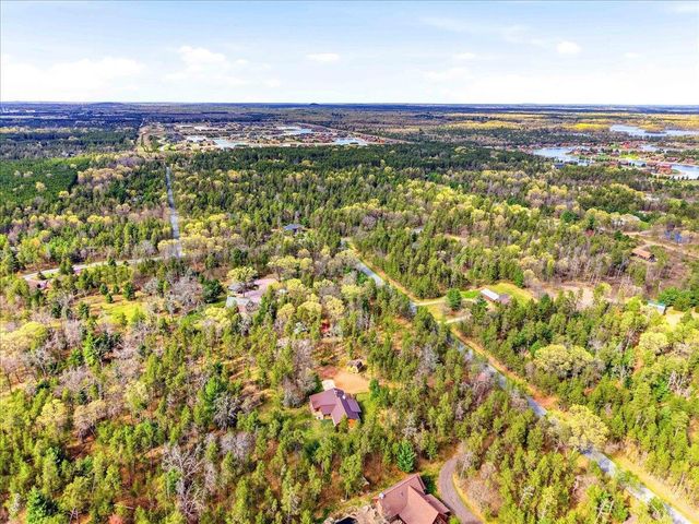 N8273 Oak Hollow Trail, New Lisbon, WI 53950