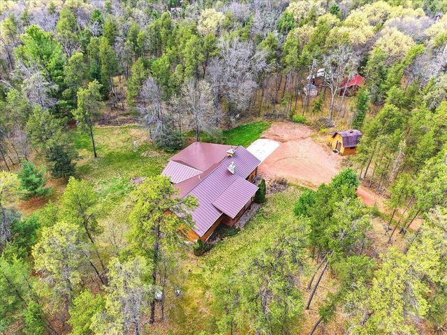 N8273 Oak Hollow Trail, New Lisbon, WI 53950