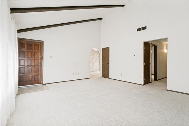 2019 Clubridge Drive, Carrollton, TX 75006