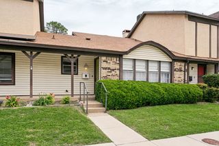 2019 Clubridge Drive, Carrollton, TX 75006