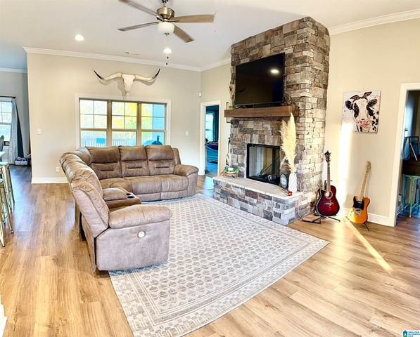 118 COUNTY ROAD 1081, Clanton, AL 35045