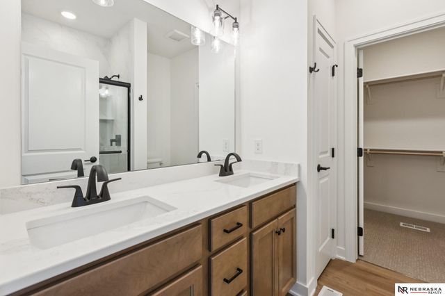 17601 Weber Street, Bennington, NE 68007