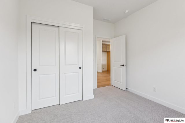 17601 Weber Street, Bennington, NE 68007