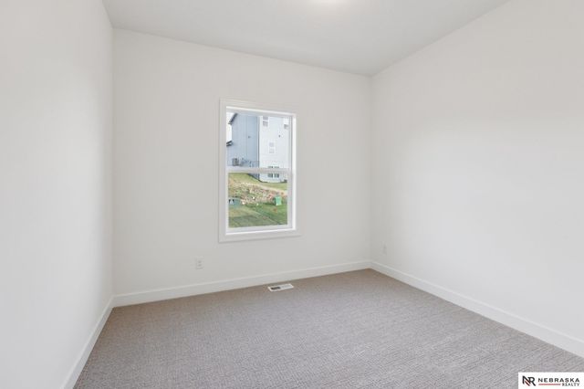 17601 Weber Street, Bennington, NE 68007