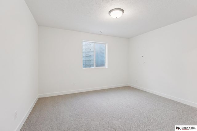 17601 Weber Street, Bennington, NE 68007