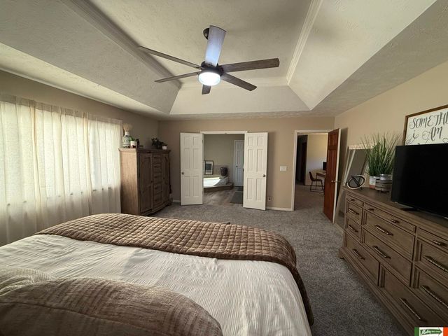 1636 S 152 Street, Omaha, NE 68144