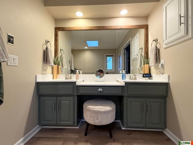 1636 S 152 Street, Omaha, NE 68144