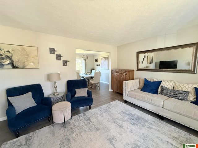 1636 S 152 Street, Omaha, NE 68144