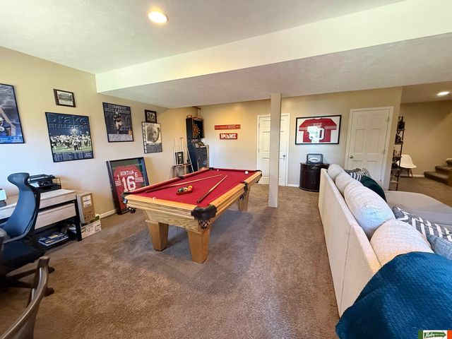 1636 S 152 Street, Omaha, NE 68144