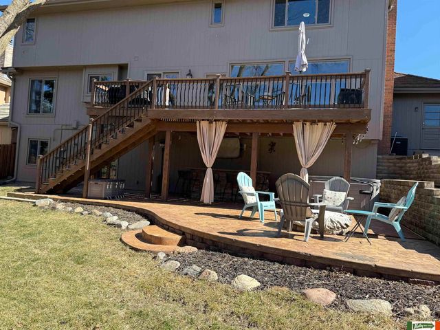 1636 S 152 Street, Omaha, NE 68144