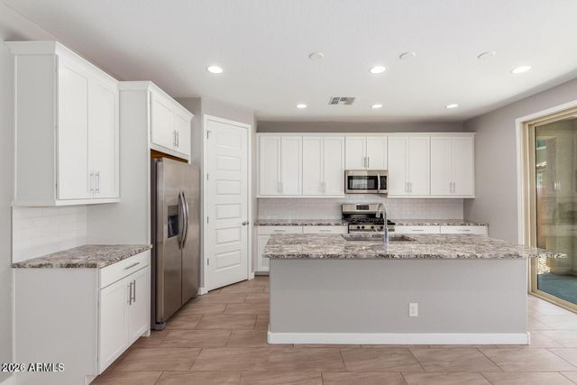 2467 E Athena Avenue, Gilbert, AZ 85297