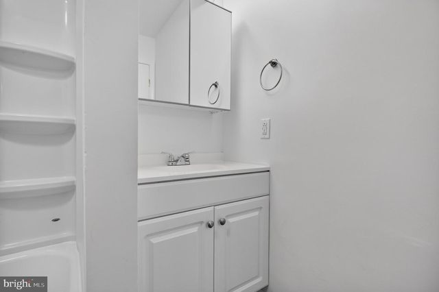 93 DORSET DR, Marlton, NJ 08053