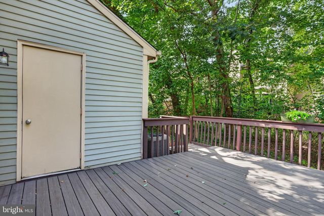 93 DORSET DR, Marlton, NJ 08053