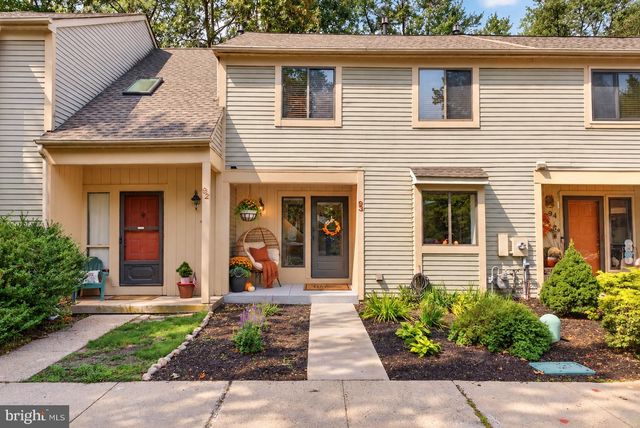 93 DORSET DR, Marlton, NJ 08053