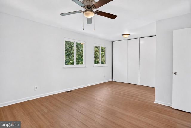93 DORSET DR, Marlton, NJ 08053
