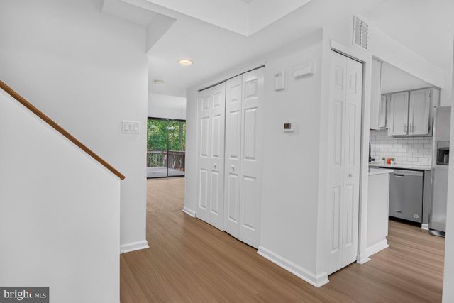 93 DORSET DR, Marlton, NJ 08053