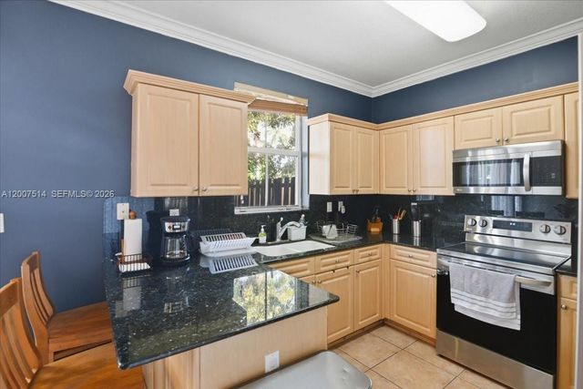 10891 SW 88th Ter 10891, Miami, FL 33176