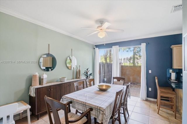 10891 SW 88th Ter 10891, Miami, FL 33176