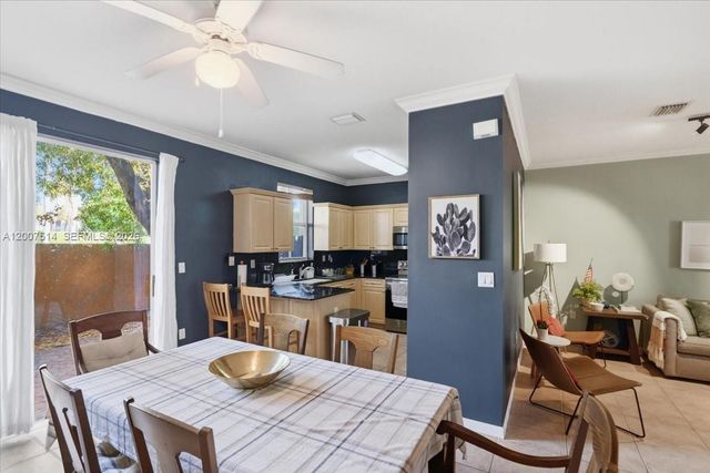 10891 SW 88th Ter 10891, Miami, FL 33176