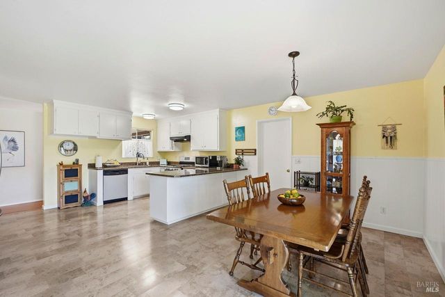 5420 Evonne Ave, Santa Rosa, CA 95409