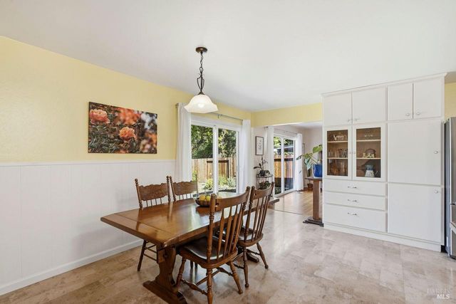 5420 Evonne Ave, Santa Rosa, CA 95409