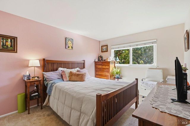 5420 Evonne Ave, Santa Rosa, CA 95409