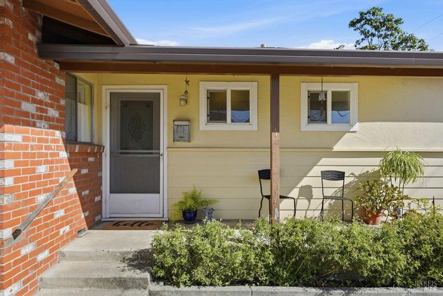 5420 Evonne Ave, Santa Rosa, CA 95409