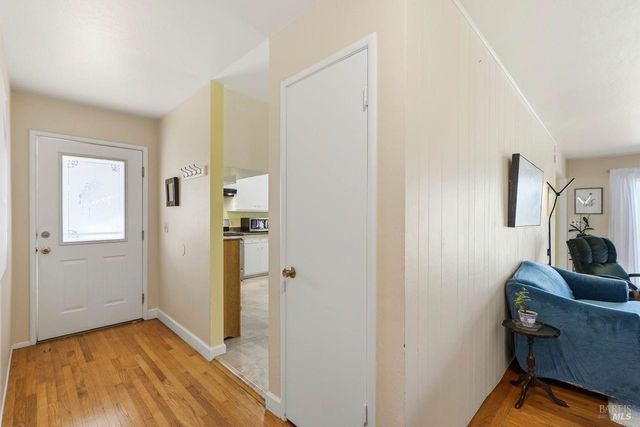 5420 Evonne Ave, Santa Rosa, CA 95409