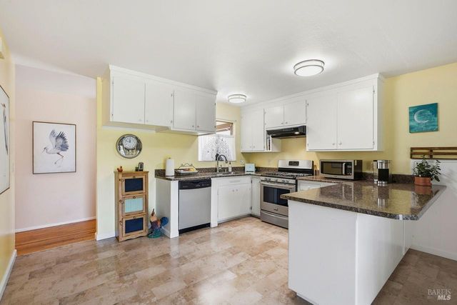 5420 Evonne Ave, Santa Rosa, CA 95409