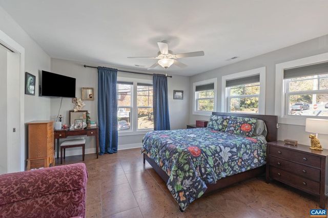 1450 AVON ST, Charlottesville, VA 22902