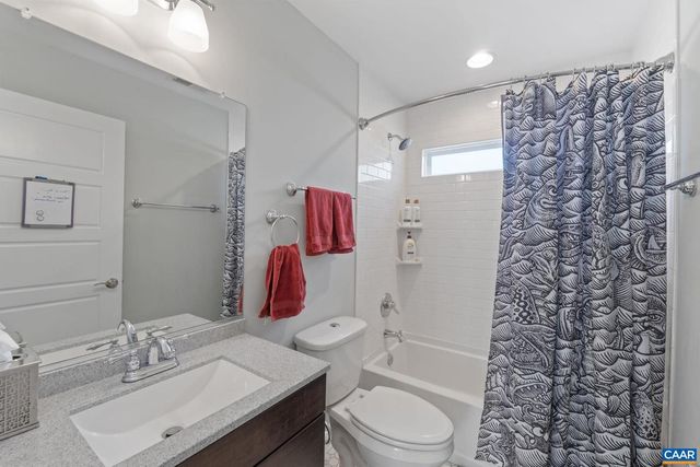 1450 AVON ST, Charlottesville, VA 22902