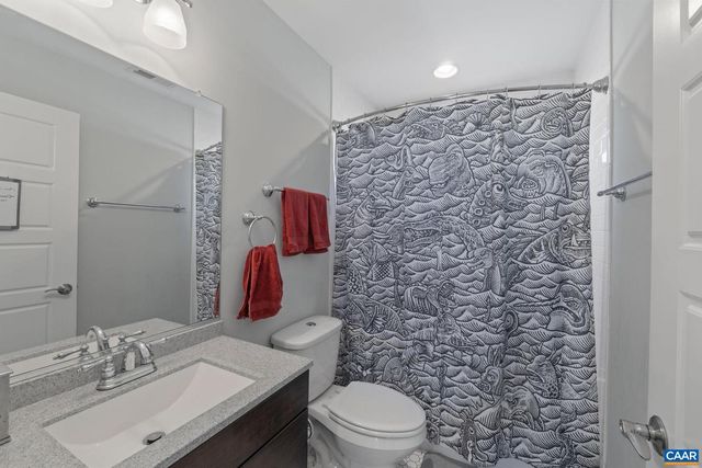 1450 AVON ST, Charlottesville, VA 22902