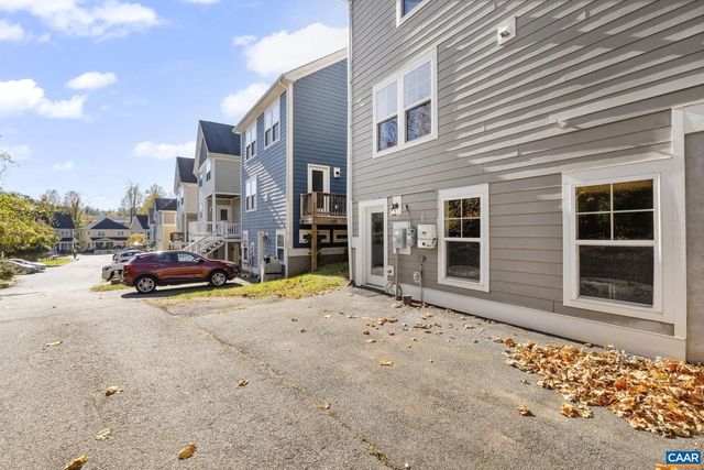 1450 AVON ST, Charlottesville, VA 22902