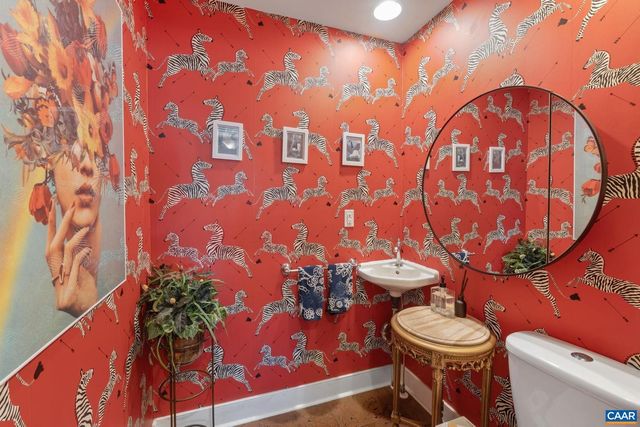 1450 AVON ST, Charlottesville, VA 22902