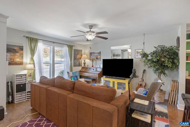 1450 AVON ST, Charlottesville, VA 22902