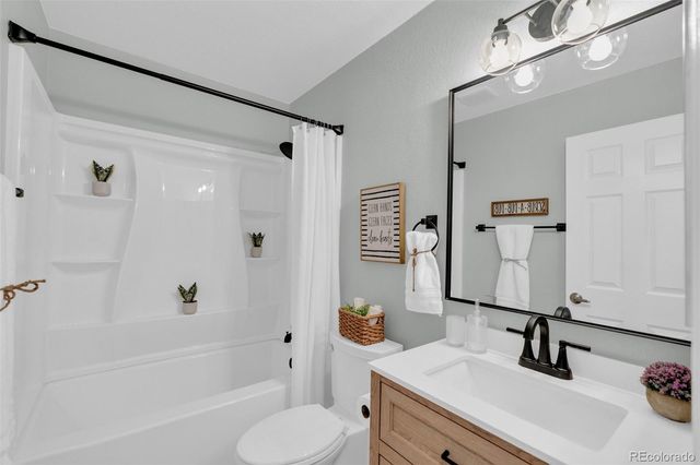 10700 Kimblewyck Circle 128, Denver, CO 80233