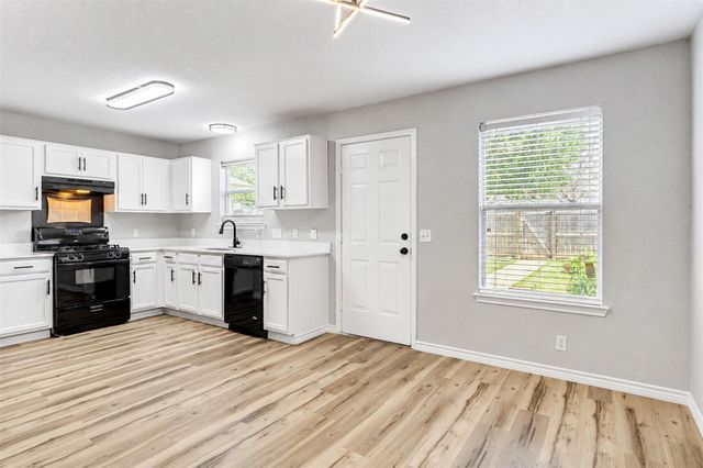 4523 Secure LN, Austin, TX 78725