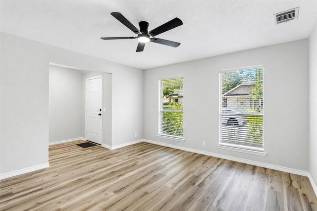 4523 Secure LN, Austin, TX 78725