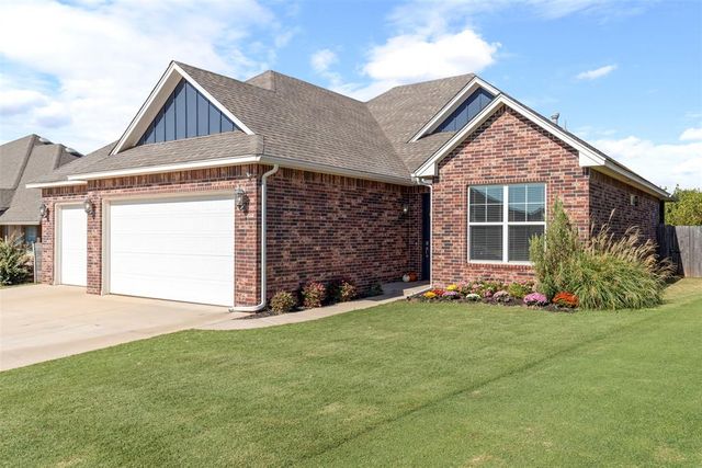 1605 Pendleton Place, Moore, OK 73160