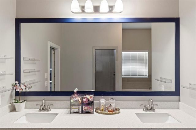 1605 Pendleton Place, Moore, OK 73160