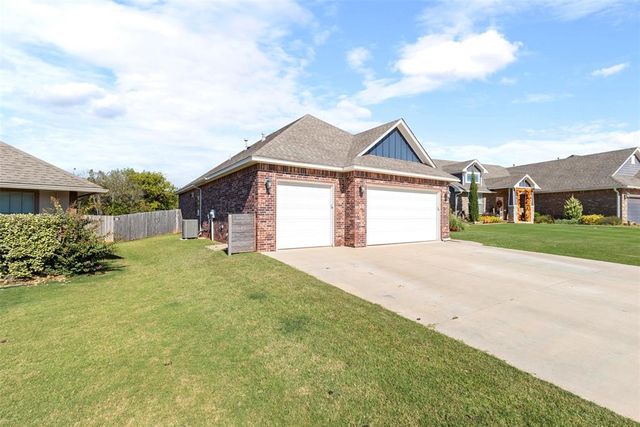 1605 Pendleton Place, Moore, OK 73160